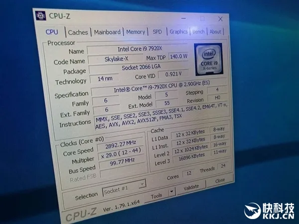 首颗12核桌面CPU！Intel i9-7920X规格确认：8000元