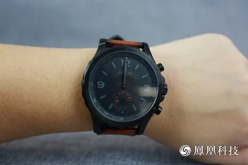 Fossil Q Nate智能手表体验：为传统腕表做加法