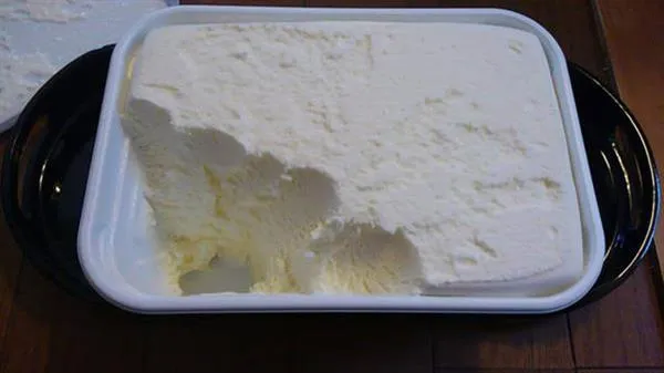 主播直播“吃2公斤冰淇淋” 网友：快看吐了