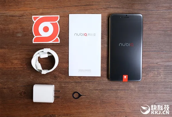 6GB内存！nubia Z17mini黑金版开箱图赏：双摄逆天