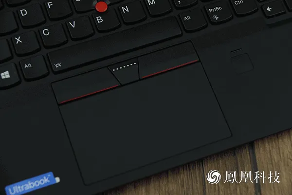 ThinkPad X1 Carbon 2017体验：经典与创新的碰撞