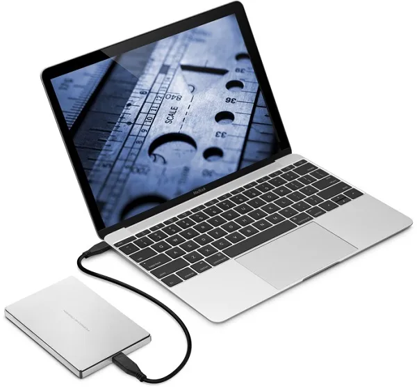 LaCie发布1TB USB-C Chromé SSD与Porsche硬盘盒新品