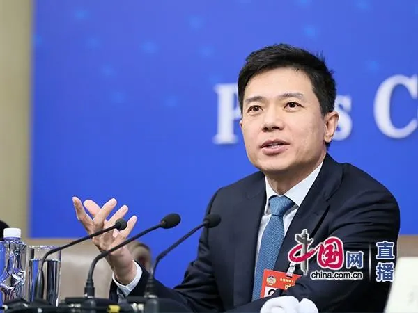 李彦宏：不要认为民营企业鼠目寸光 不愿在研发上投入