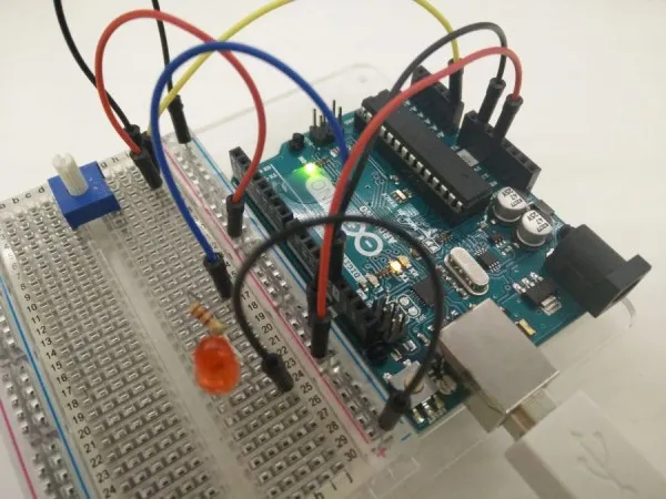 [图]Arduino初学者套件现1.6折销售 原价473美元