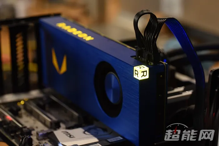 专业卡能不能打游戏?AMD Radeon Vega Frontier显卡性能测试