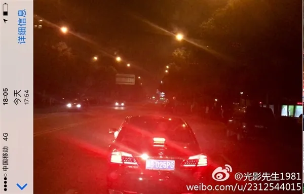 六小龄童遭路怒别车 网友：没亮金箍棒算他命大