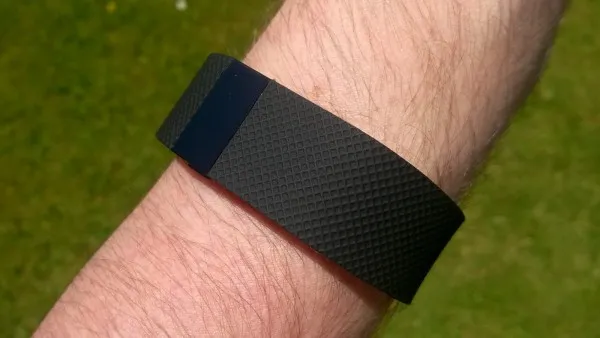 消费者报告：Fitbit可穿戴设备心率读数准确