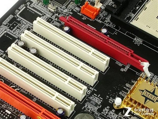 涨姿势：主板上曾出现过的插槽 PCI-E实现大一统