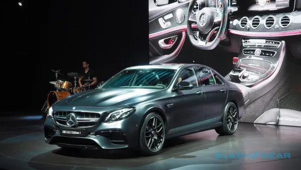 路面喷气机：奔驰AMG新E 63 S 4MATIC+正式发布