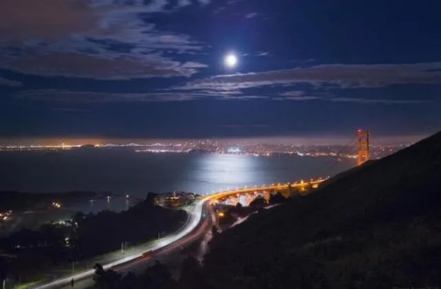 谷歌：让智能手机也能拍夜景 彻底干掉卡片机