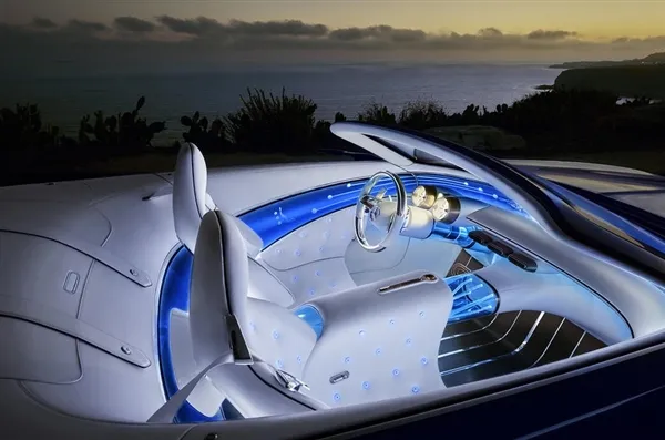 帅出天际 迈巴赫6敞篷概念跑车亮相 复古与科幻并存