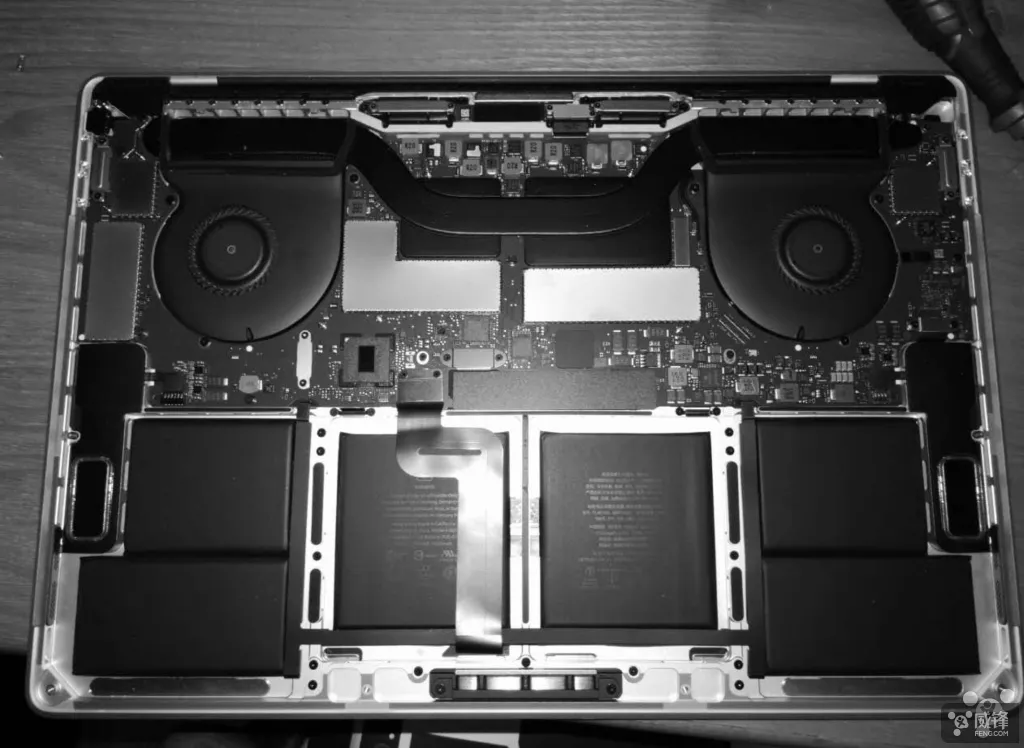 MBP 2016有多难拆解？光后盖就那么多细节