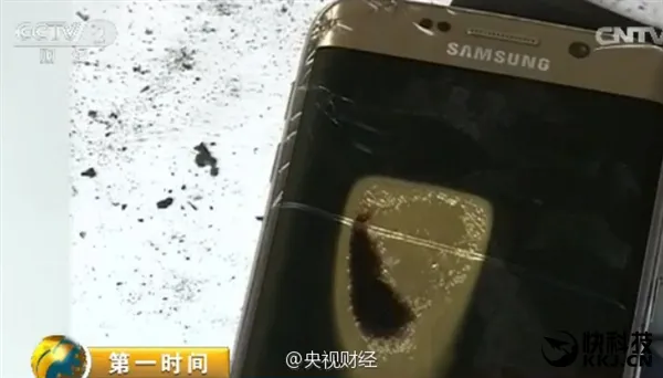 三星Galaxy S6爆炸喷火！男子睫毛都没了