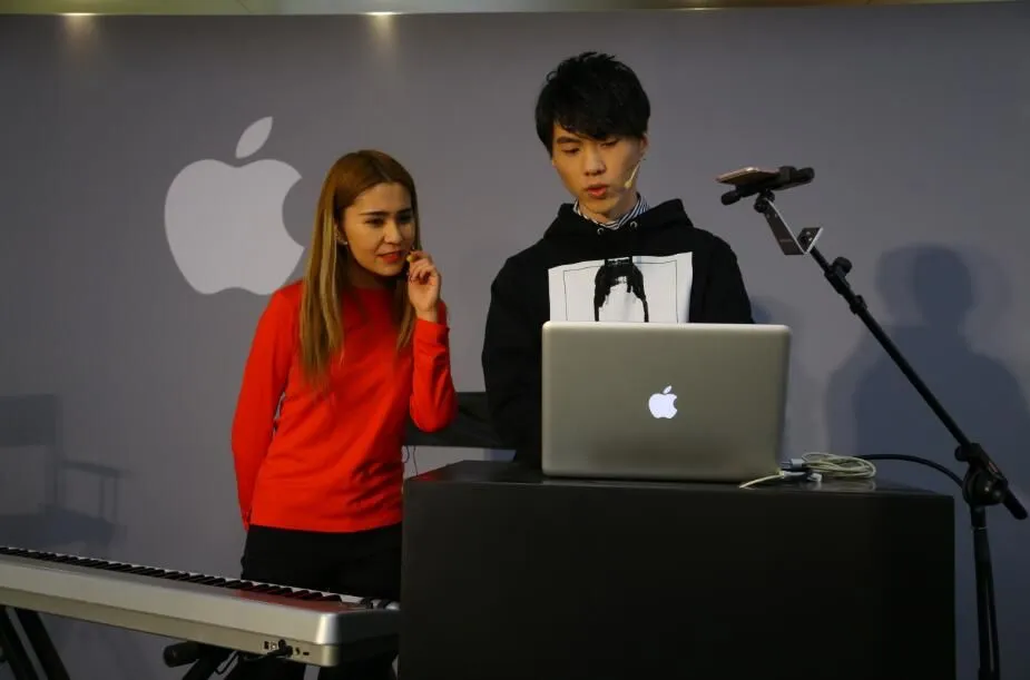 音乐才子宫阁在王府井Apple Store举办活动