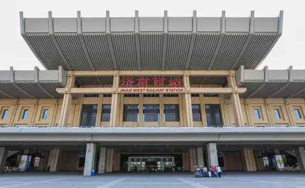 中国十大丑陋建筑一览：看完整个人都不好了