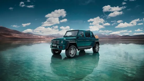 迈巴赫首款SUV G650 Landaulet官图发布：下月亮相