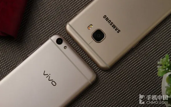 针尖对麦芒！vivo X7 VS 三星Galaxy C5