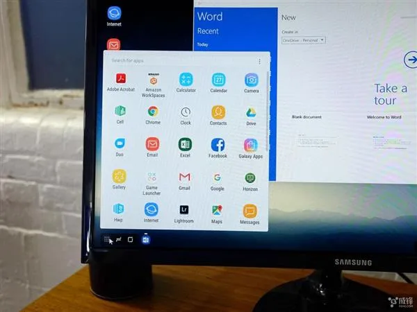 Galaxy S8秒变电脑！三星DeX底座体验：太爽了