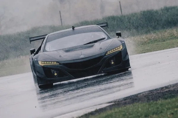 [图]讴歌正在测试新款超跑NSX GT3