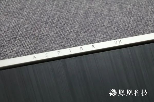 宏碁Aspire VX15体验：黑红配色 全开特效无压力