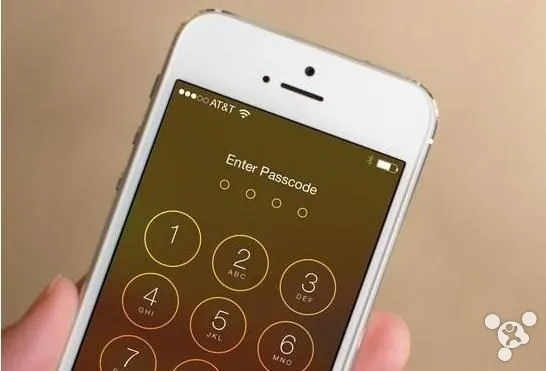 你还说你不能解锁iPhone？黑客欲打苹果脸