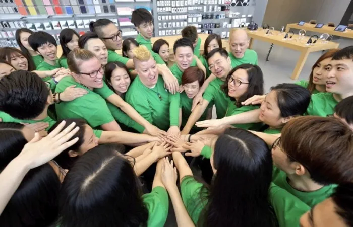 为庆祝地球日 Apple Store员工将换上绿色T恤