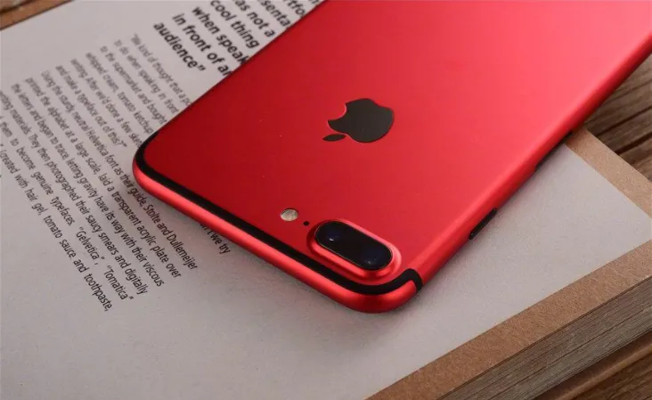 在抢购红色iPhone前，你应该先了解下苹果的定价策略